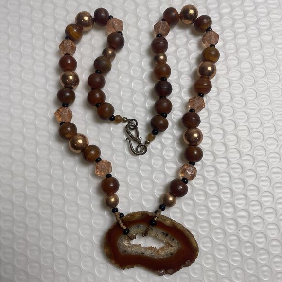 Agate slice geode pendant glass & metal beads handmade necklace jewelry. - Picture 2 of 4